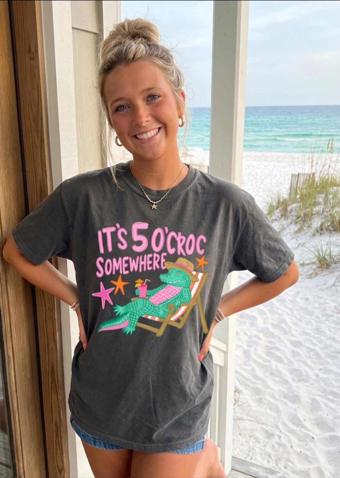 It's 5 O'Croc Somehwere Tee