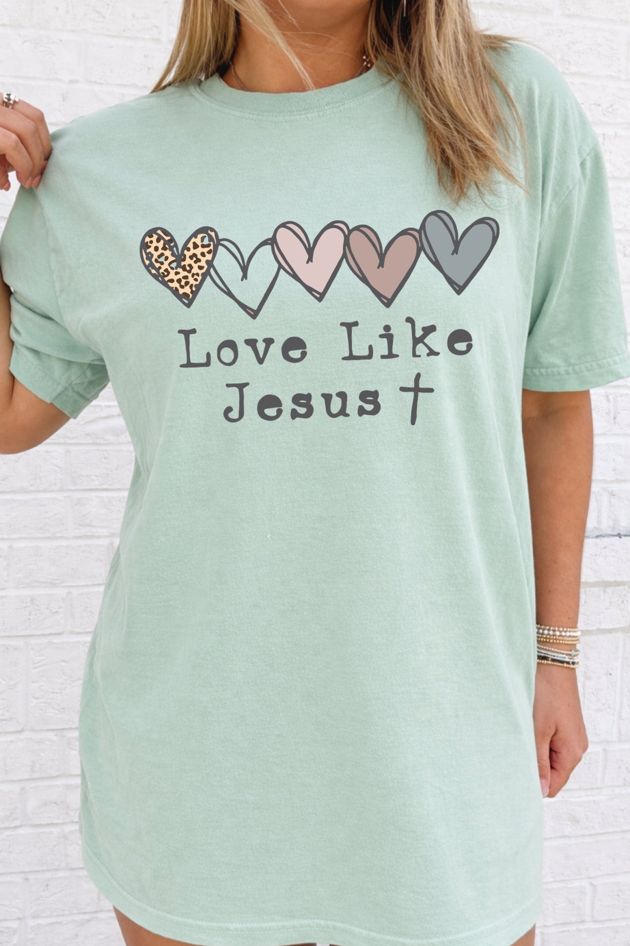 Love Like Jesus Hearts Tees & Sweatshirts